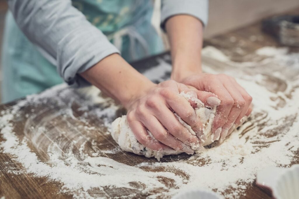 Alt text: Photo byTheme PhotosonUnsplash 
